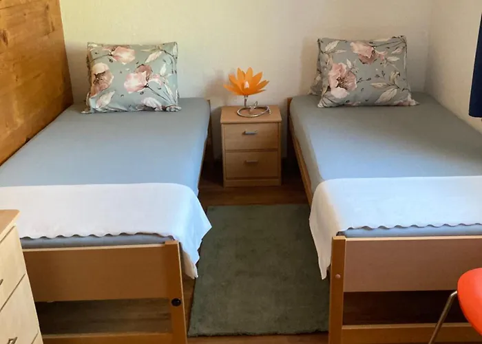 Haus Dorfblick * Grächen